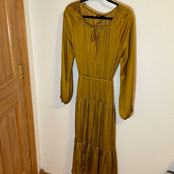 NWT Mustard Dress - Picture 1 of 3